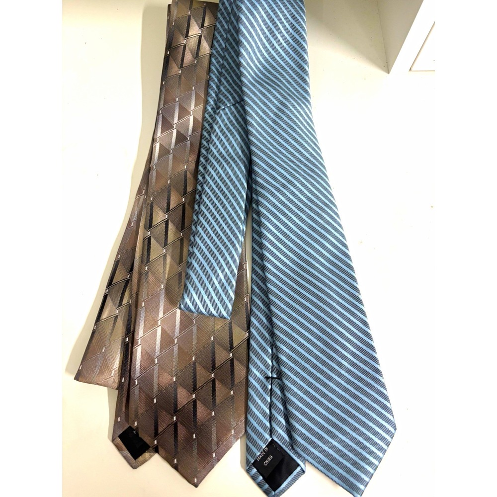 Van Heusen Mens Tie Lot 2pc Blue Gray Striped Geometric Pointed Neckties